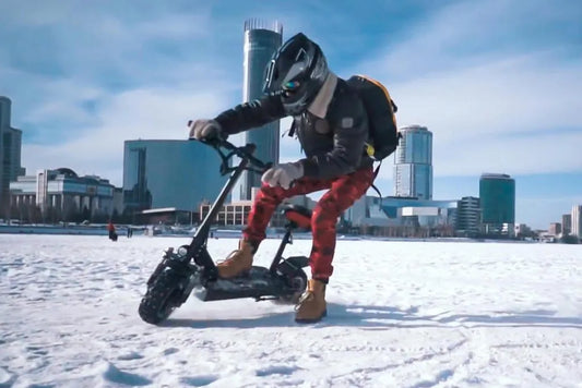 8 Essential Tips for Winter Scooter Riding in the USA